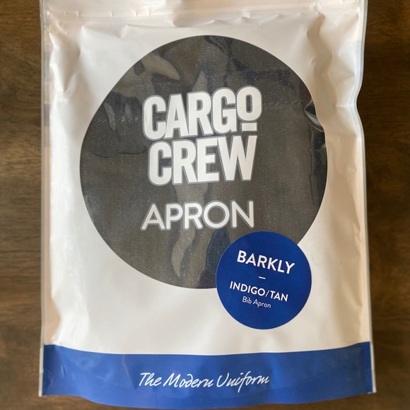 Apron - Picture 1 of 2